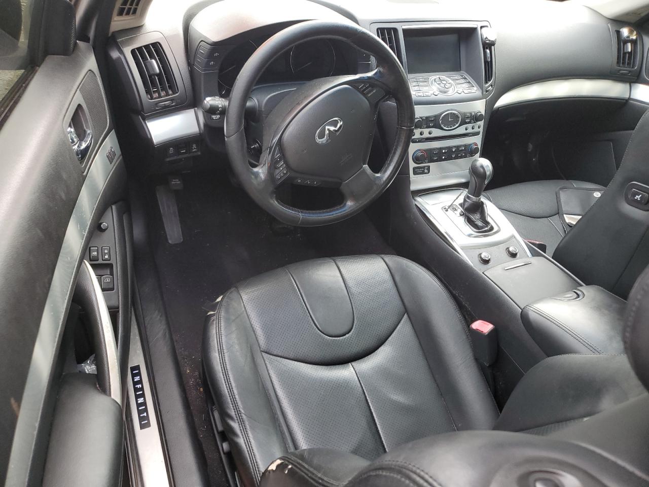 INFINITI G37 JOURNEY