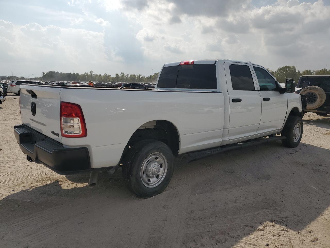 RAM 2500 TRADESMAN