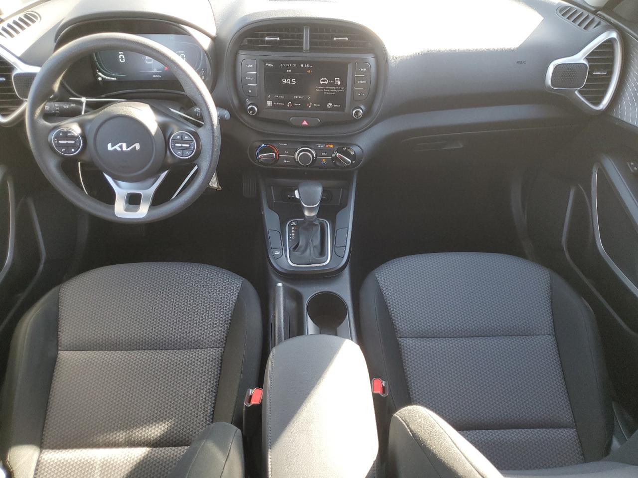 KIA SOUL LX