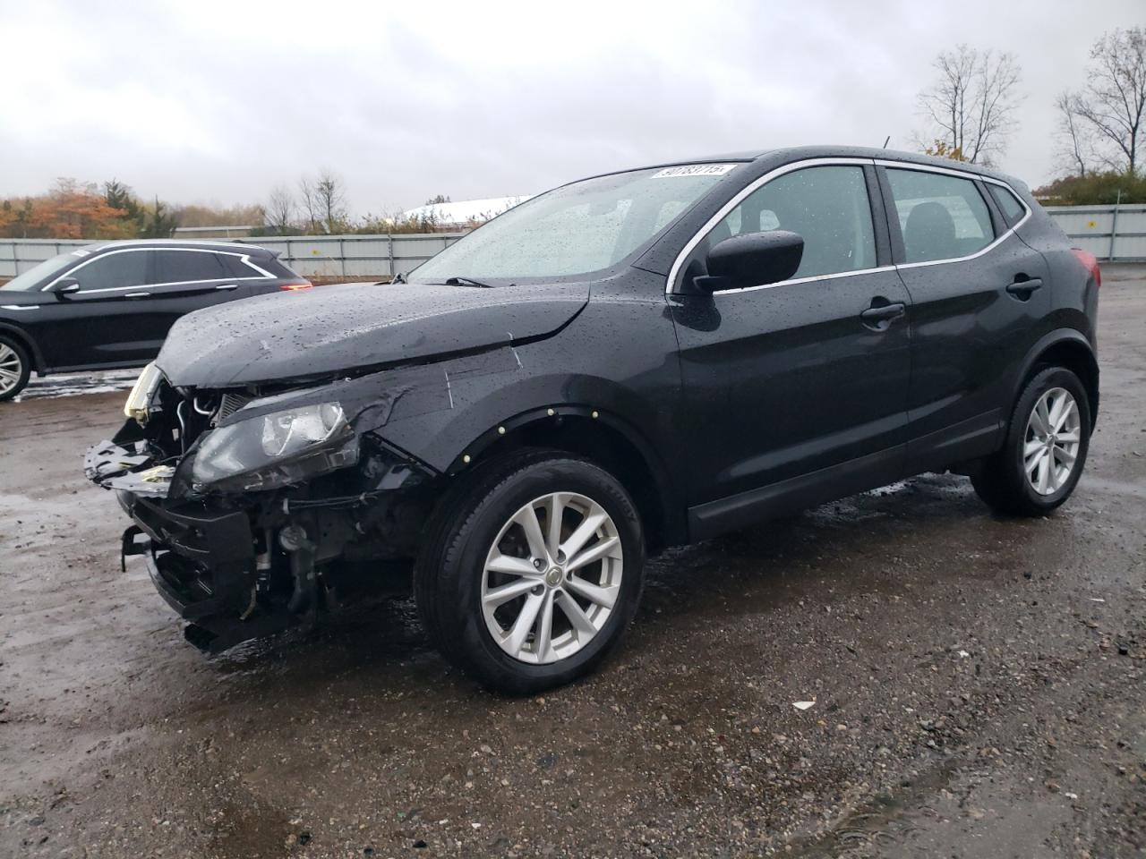 NISSAN ROGUE SPORT S