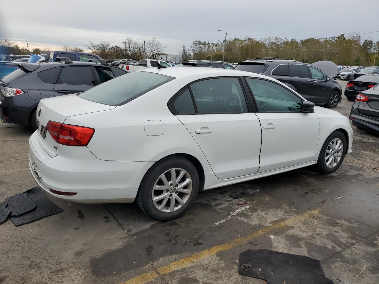 VOLKSWAGEN JETTA SE