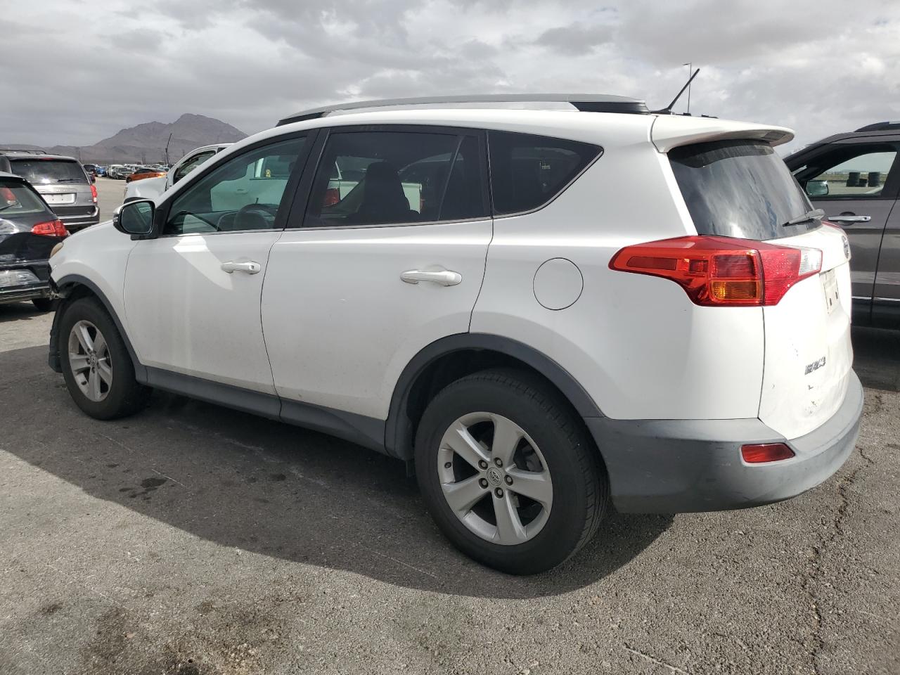 TOYOTA RAV4 XLE