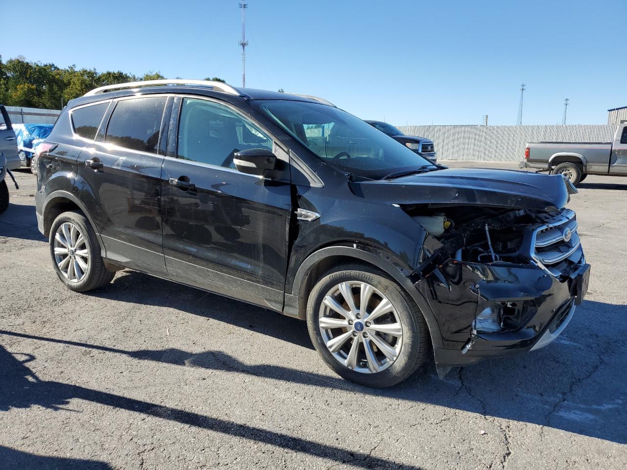 FORD ESCAPE TITANIUM