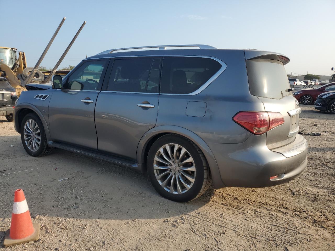 INFINITI QX80 BASE