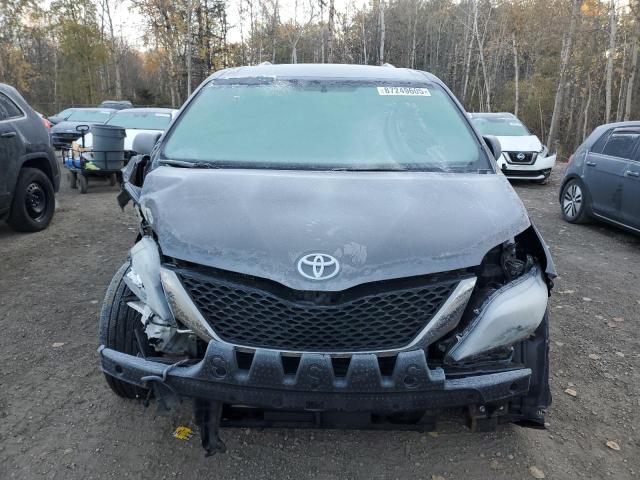 2017 TOYOTA SIENNA SE 5TDXZ3DCXHS872530