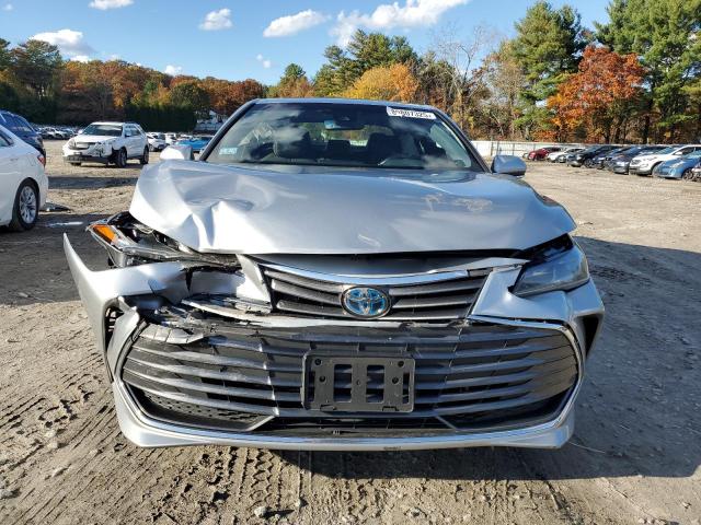 2019 TOYOTA AVALON XLE #3302794929