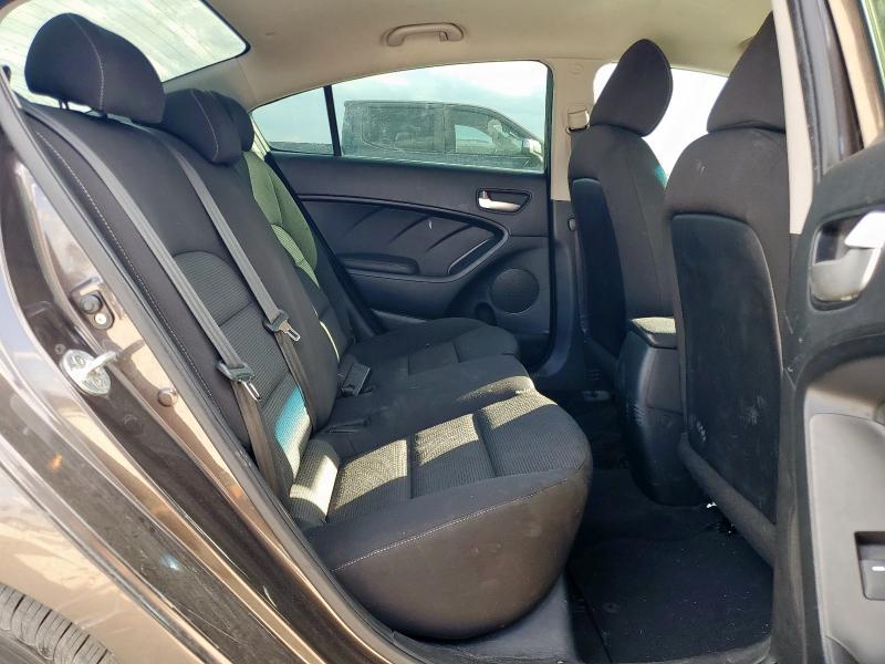 2017 KIA FORTE LX - 3KPFK4A74HE041791