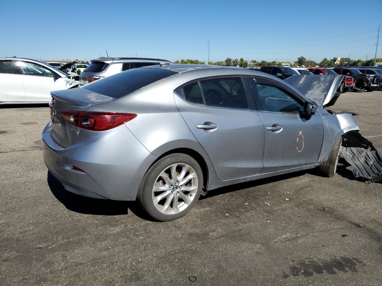 MAZDA 3 TOURING
