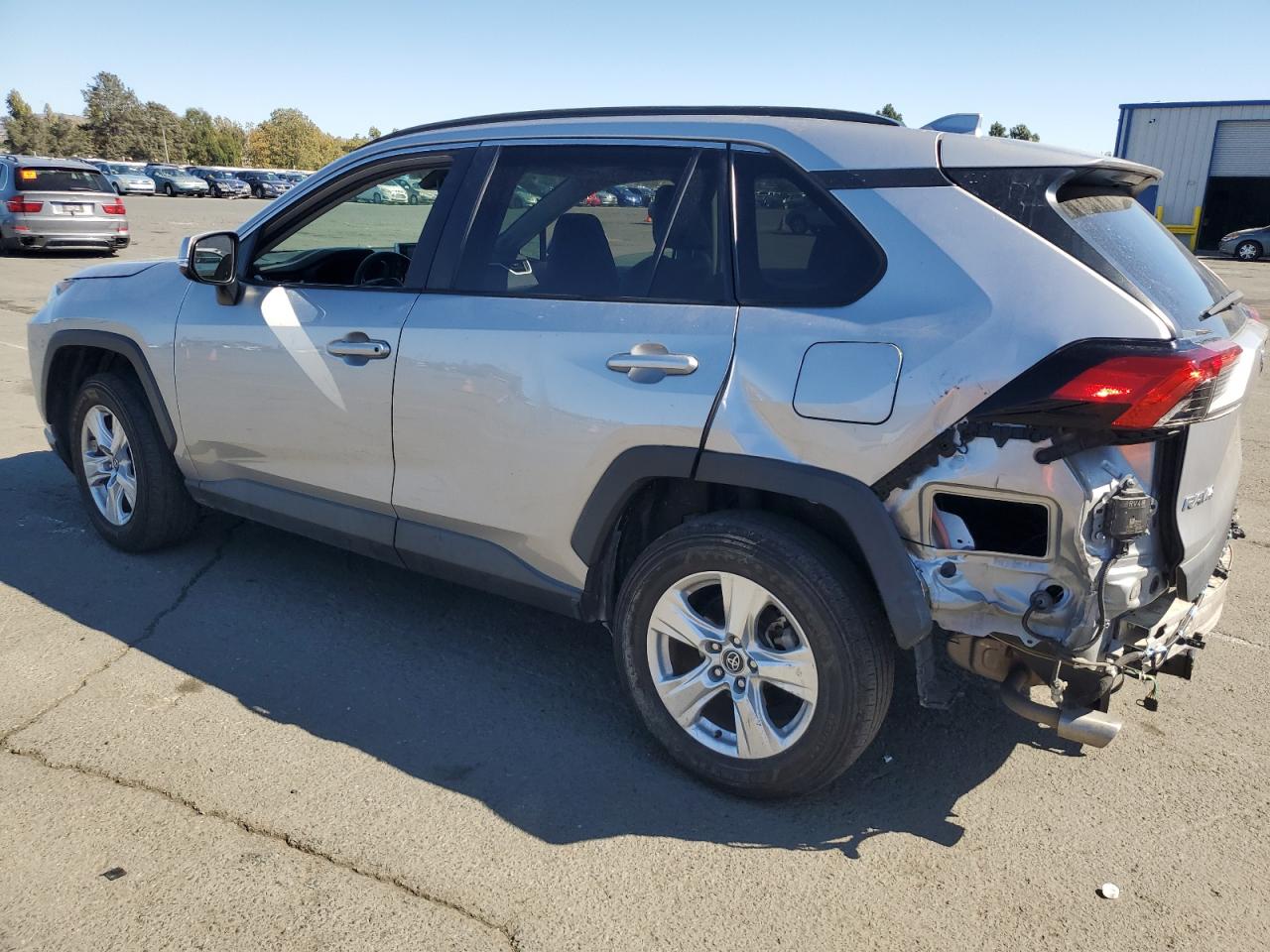 TOYOTA RAV4 XLE PREMIUM