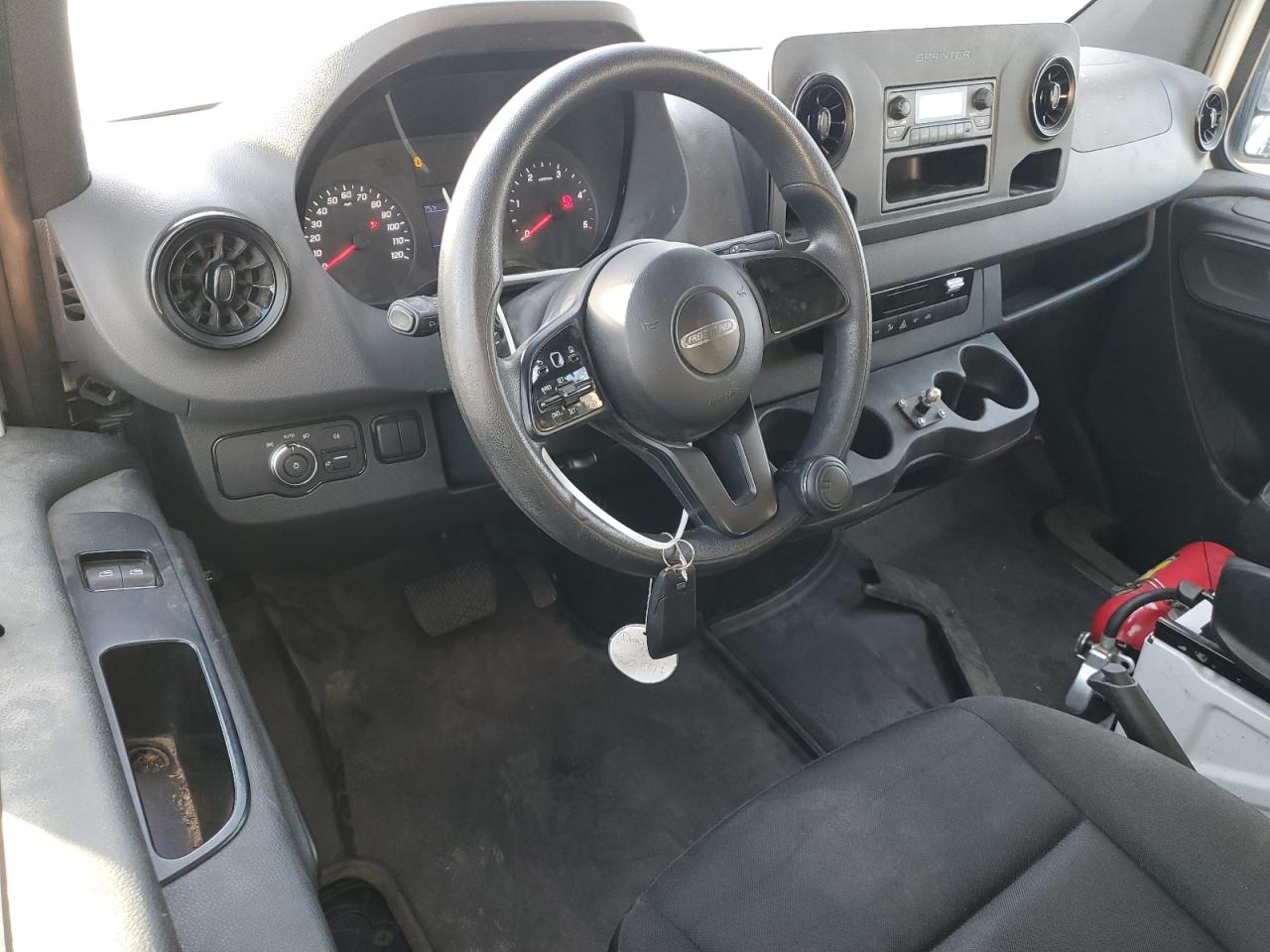 Lot #3316752412 2019 FREIGHTLINER SPRINTER 2