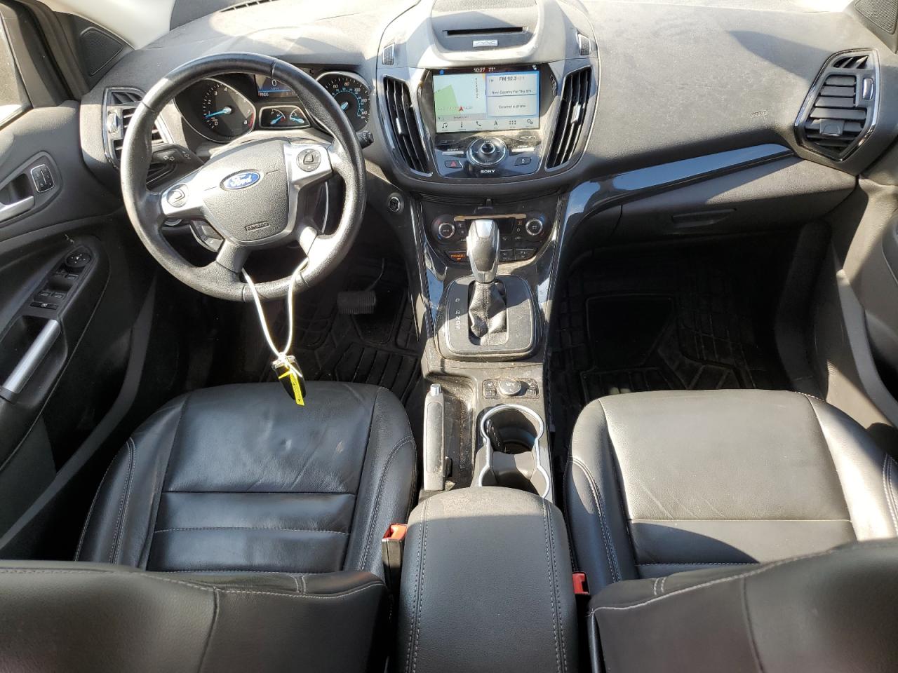 FORD ESCAPE TITANIUM