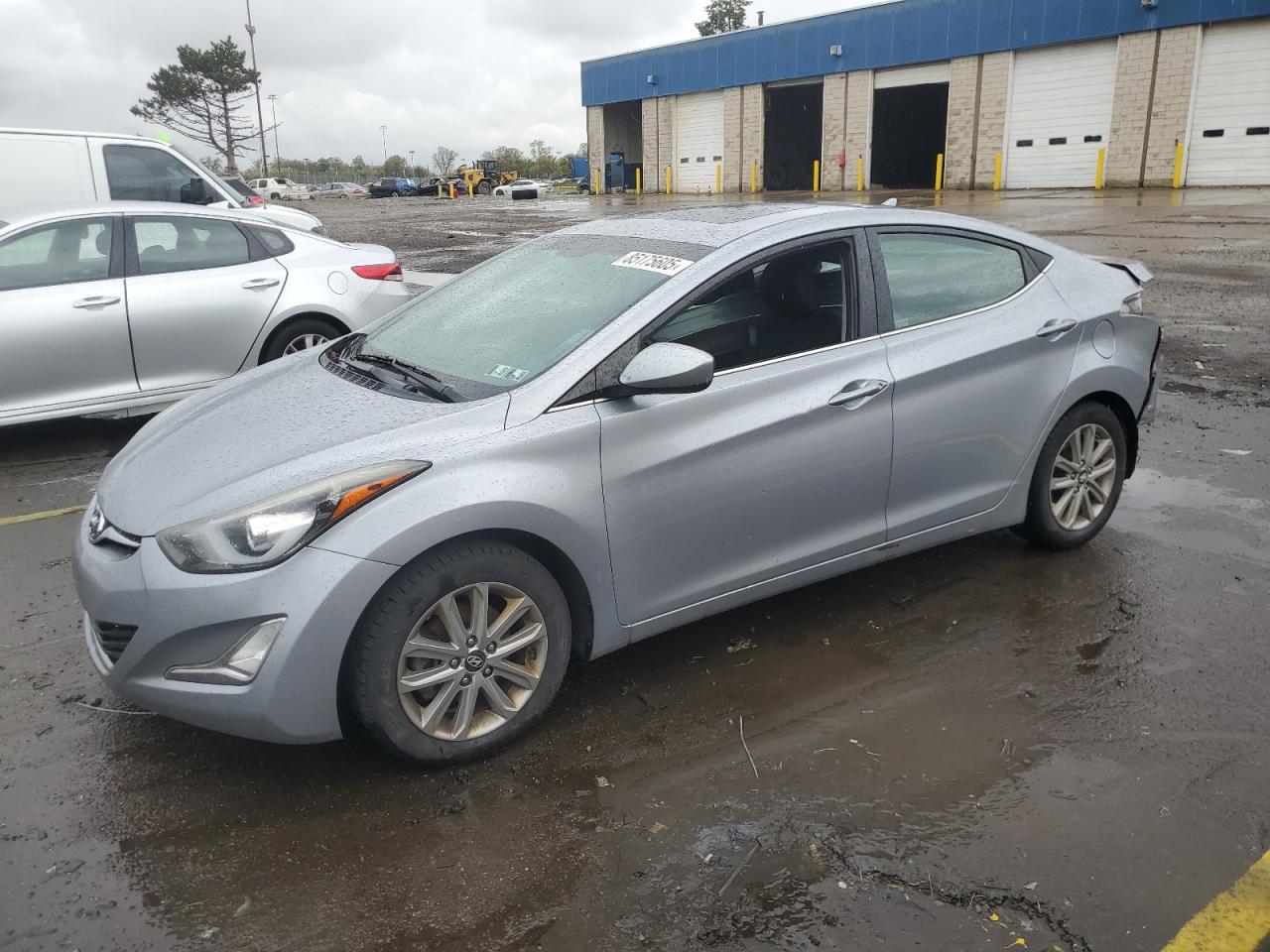 HYUNDAI ELANTRA SE
