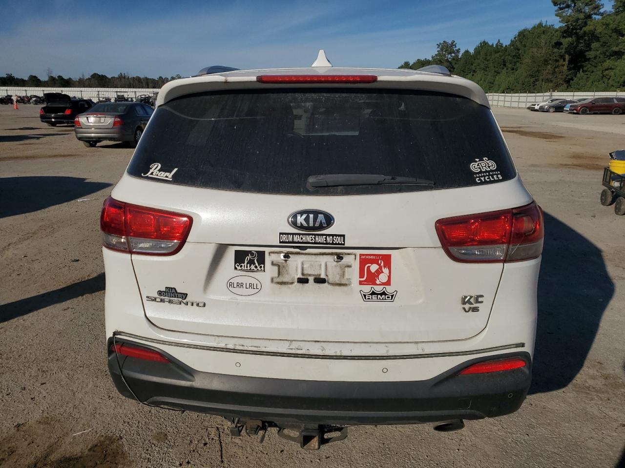 KIA SORENTO LX