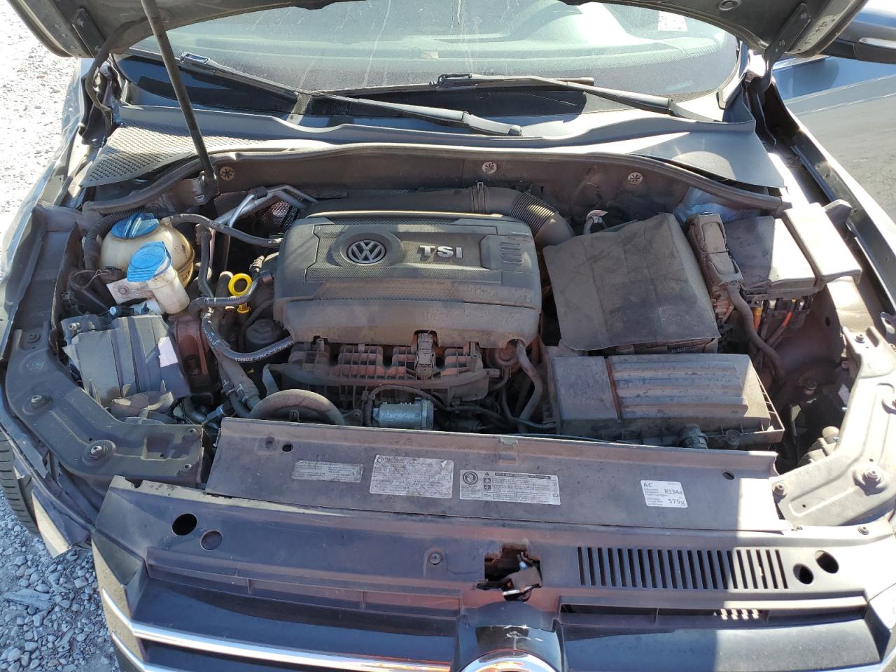 VOLKSWAGEN PASSAT SE