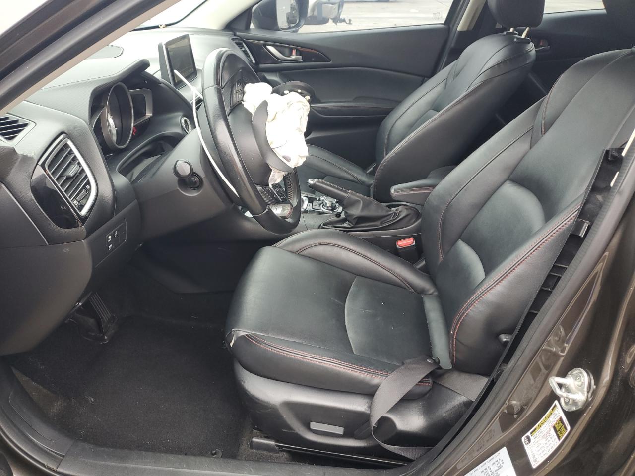 MAZDA 3 GRAND TOURING