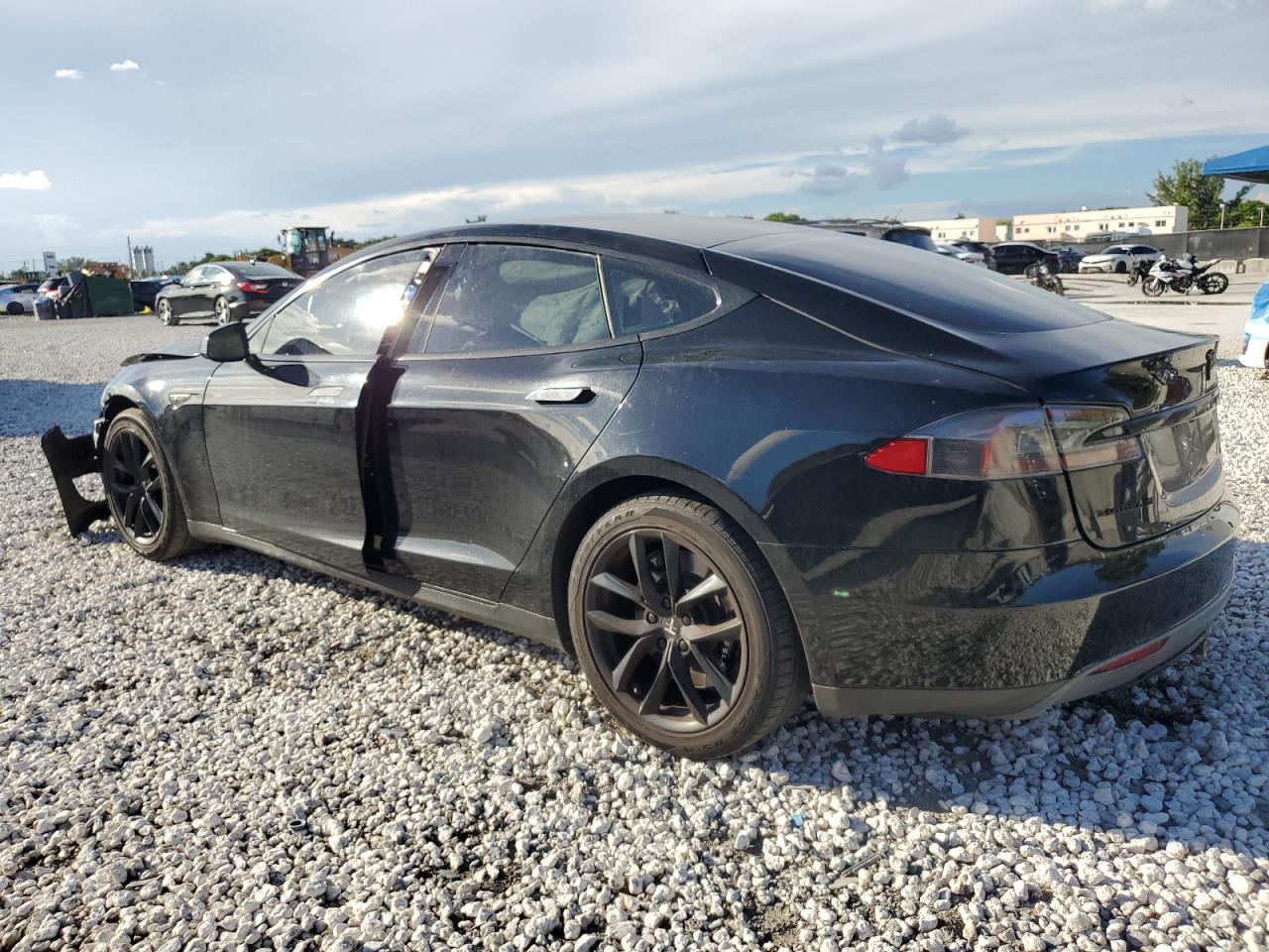 TESLA MODEL S