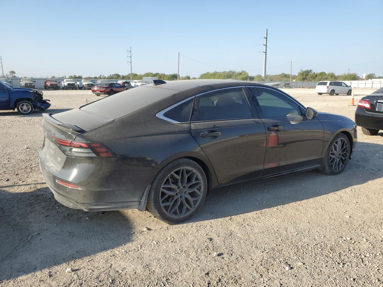 Lot #3311725260 2023 HONDA ACCORD TOU