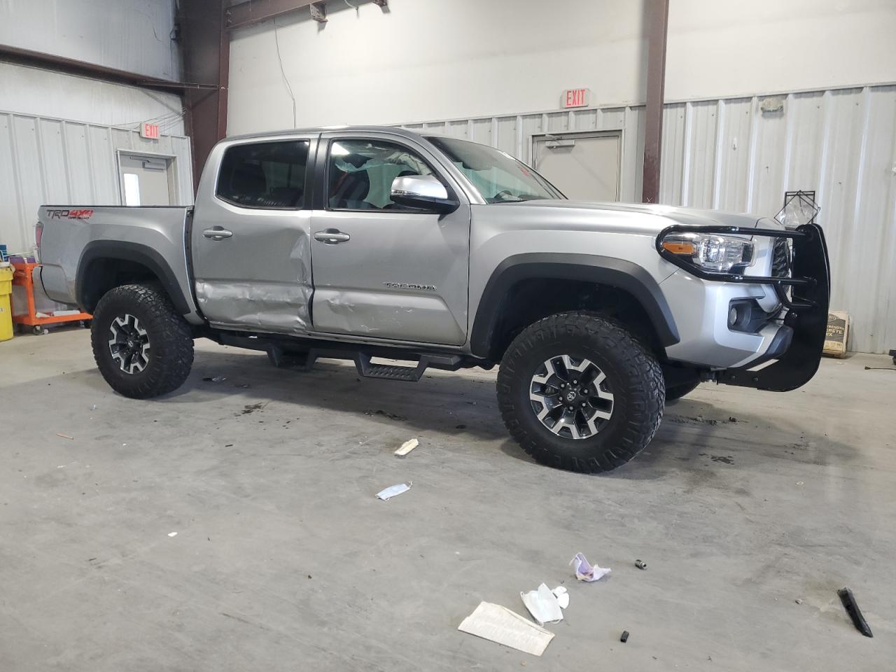 TOYOTA TACOMA DOUBLE CAB