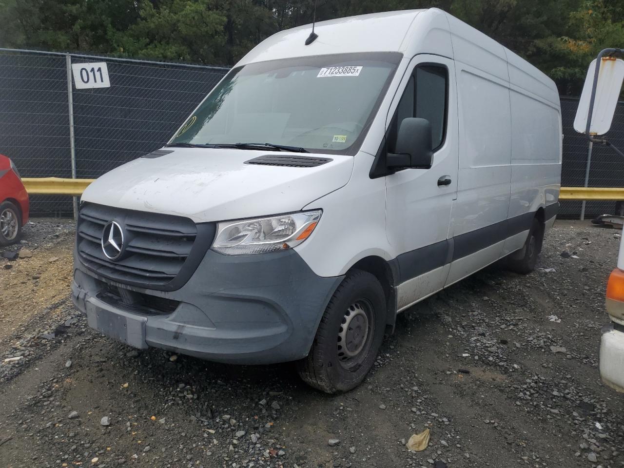 MERCEDES-BENZ SPRINTER 2500