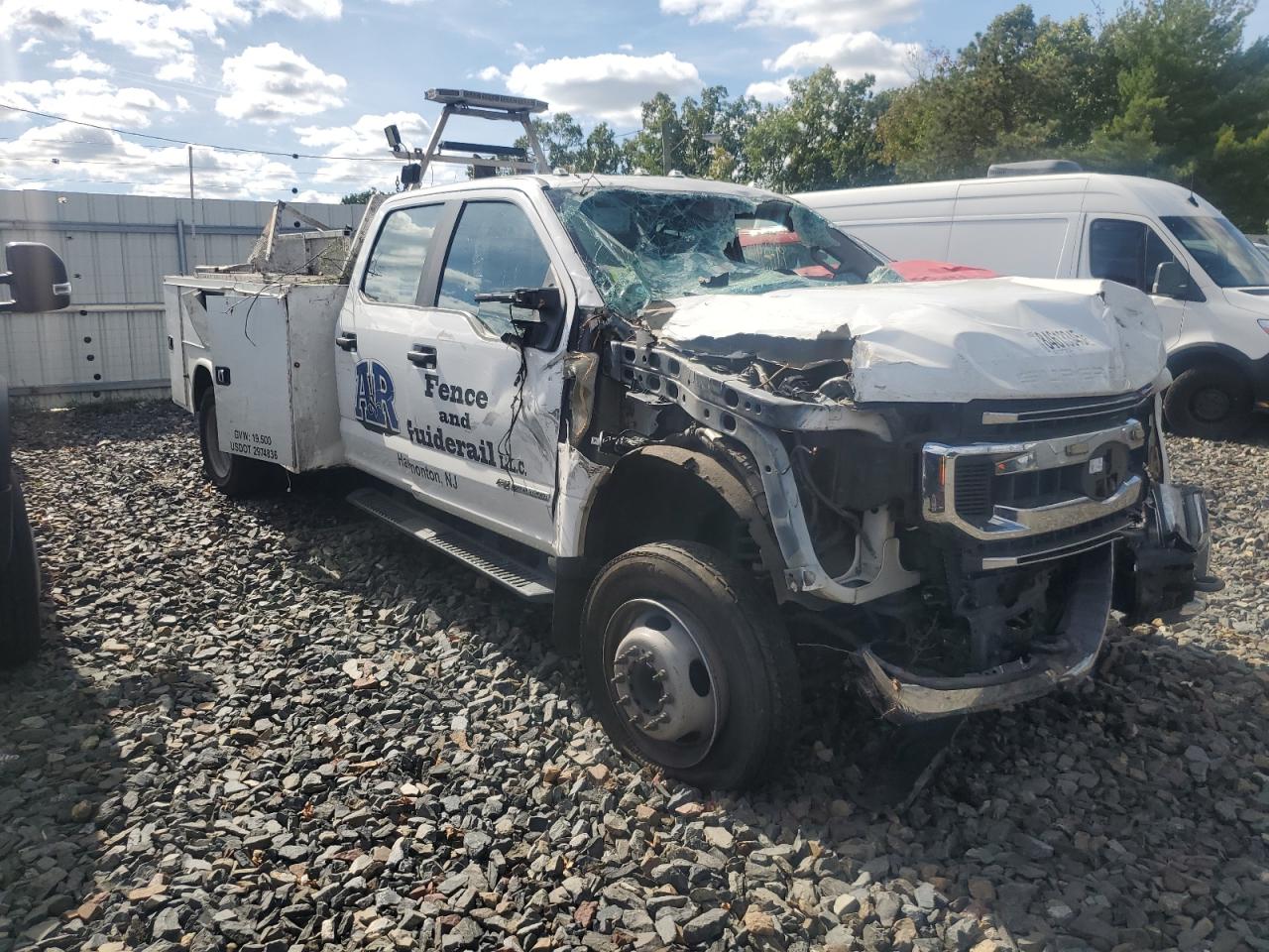 FORD F-550 SUPER DUTY