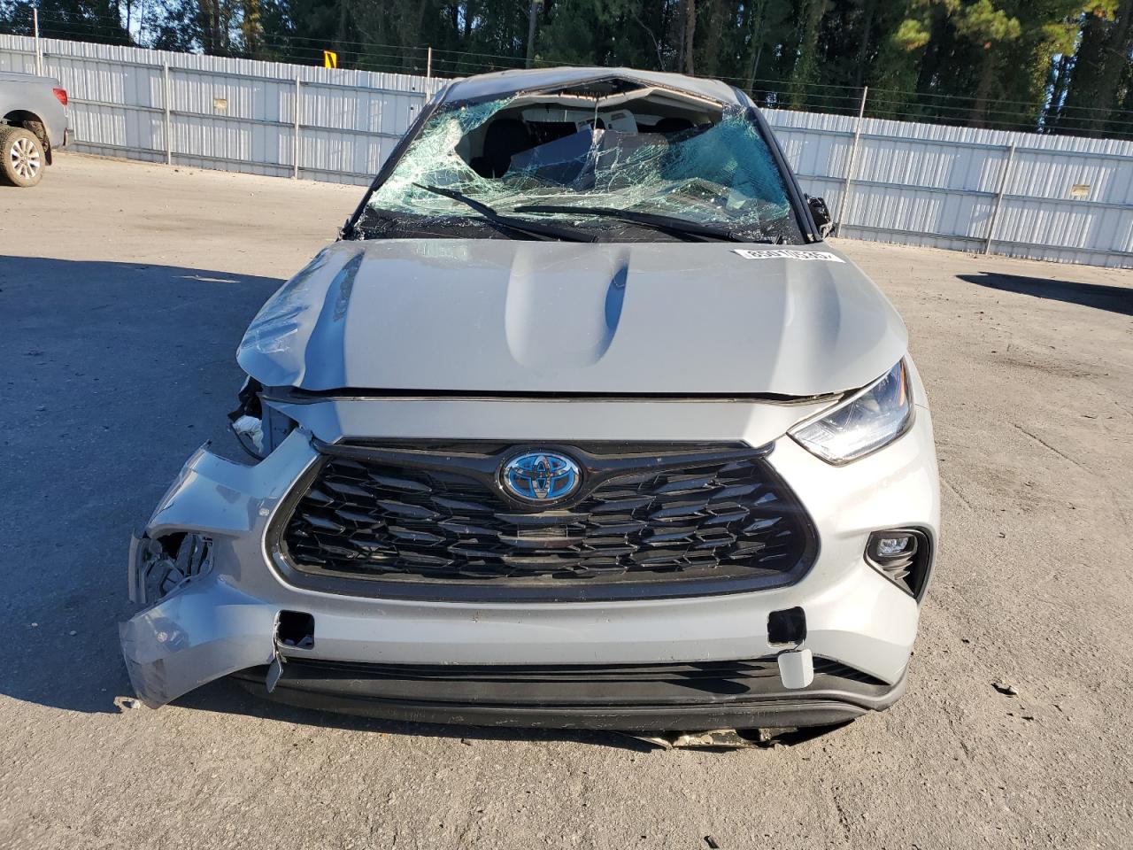 TOYOTA HIGHLANDER HYBRID XLE