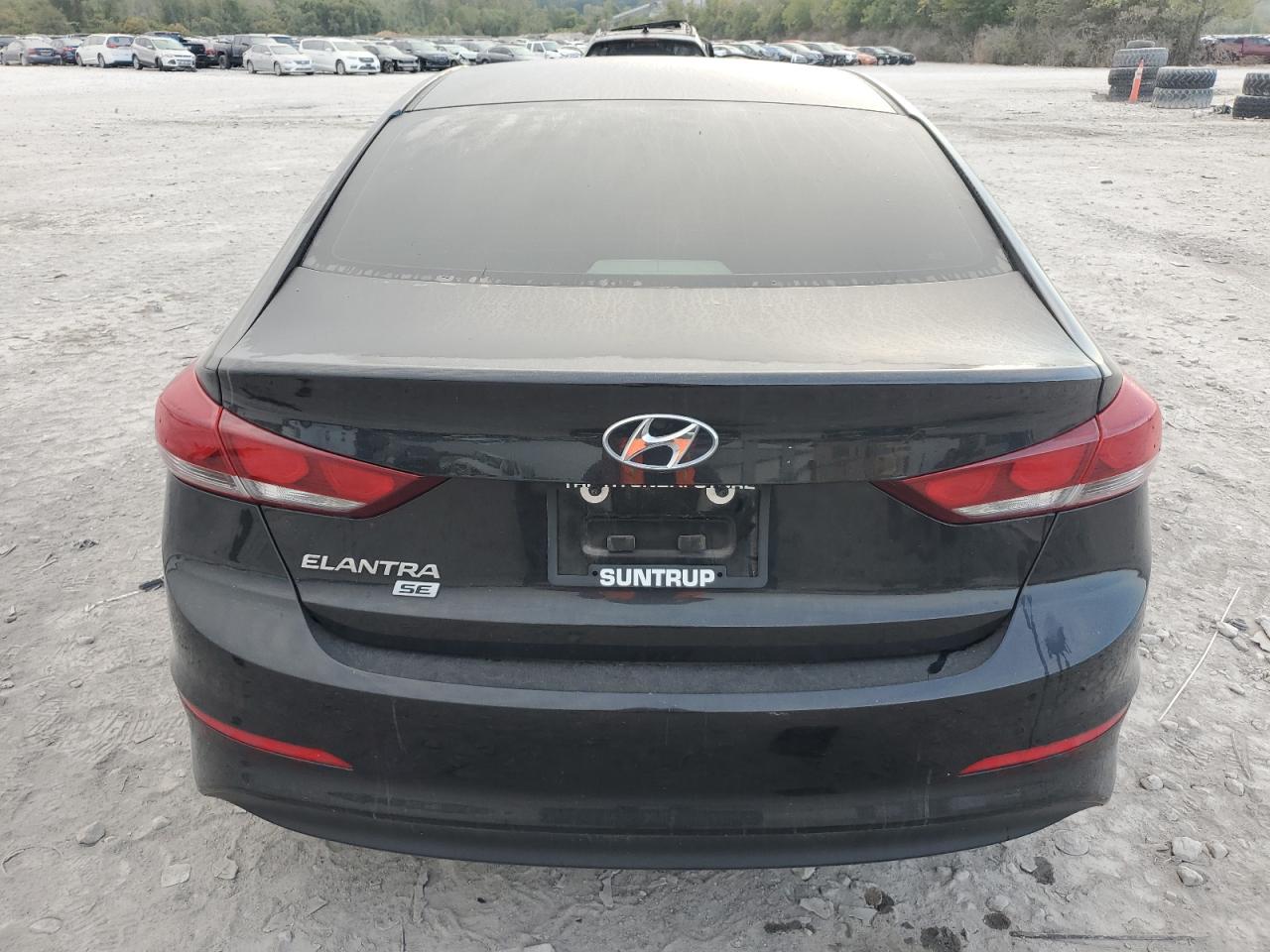 HYUNDAI ELANTRA SE