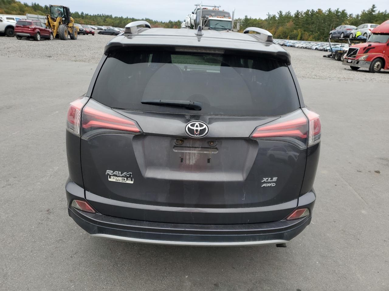TOYOTA RAV4 XLE