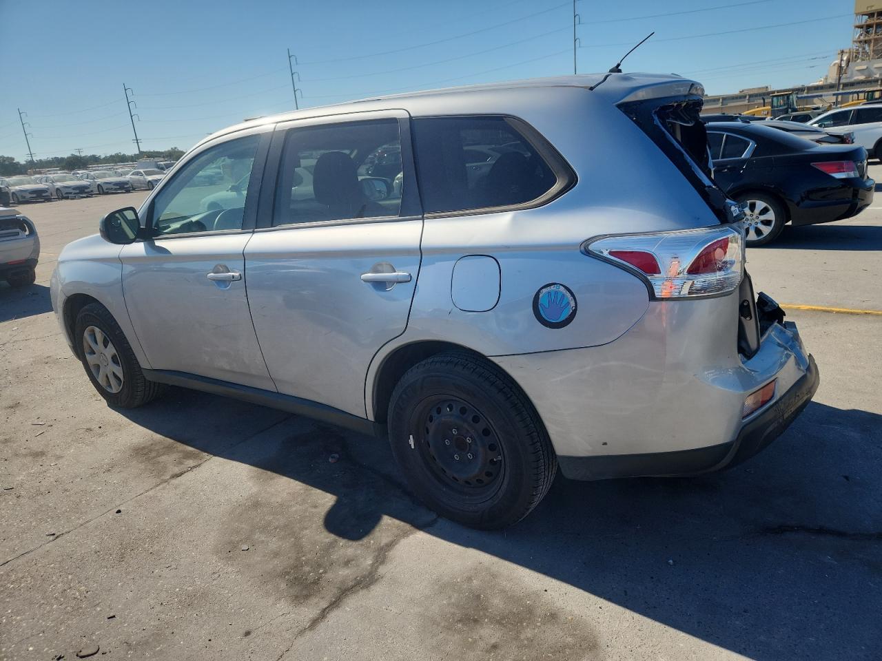 MITSUBISHI OUTLANDER ES