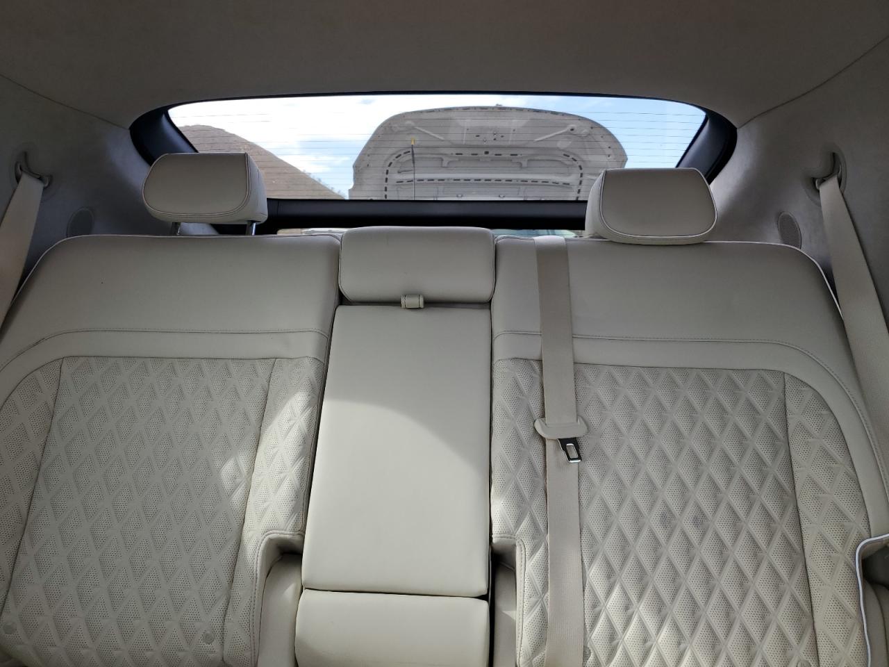 GENESIS GV60 PERFORMANCE