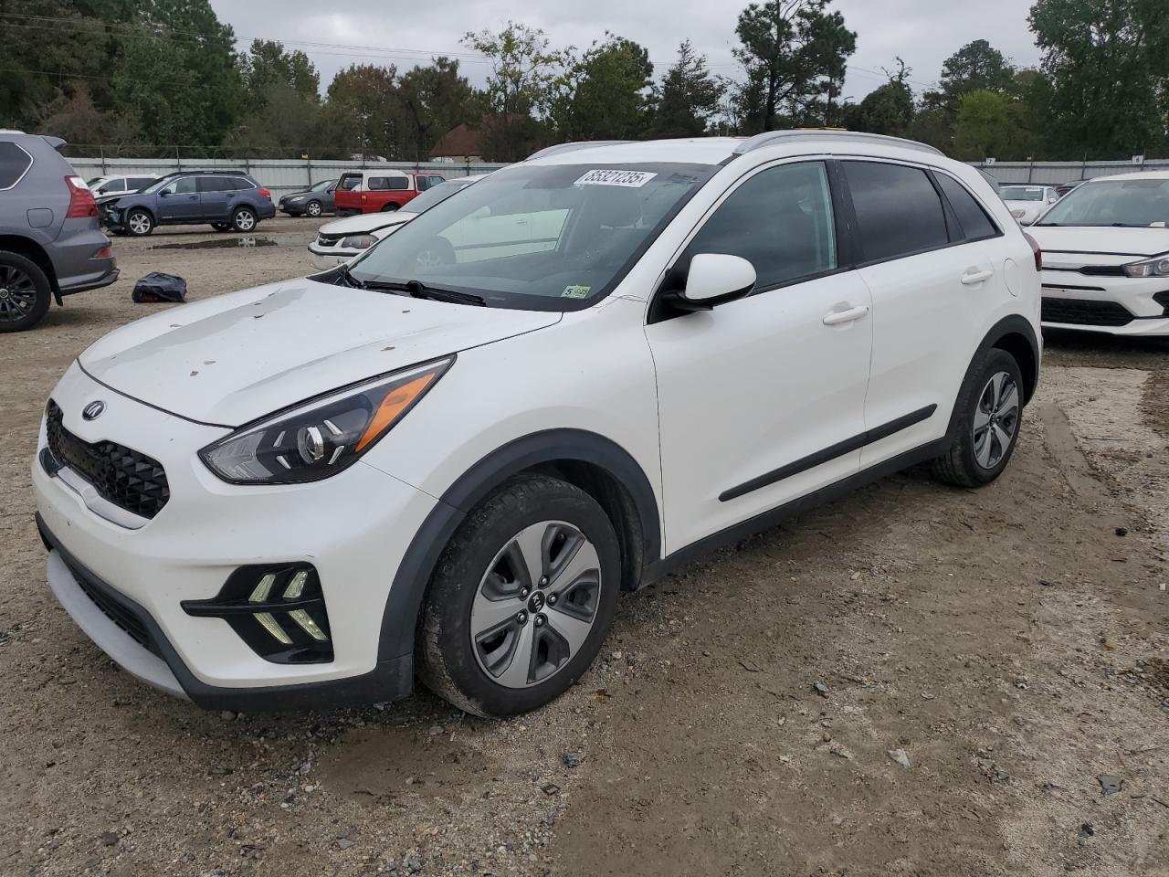 KIA NIRO LX