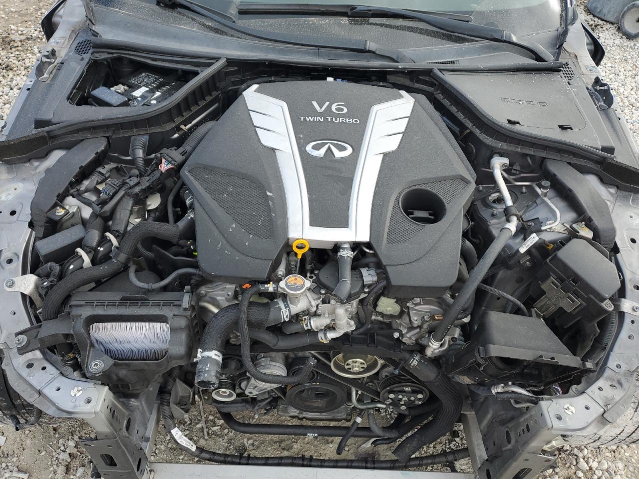 INFINITI Q60 PREMIUM