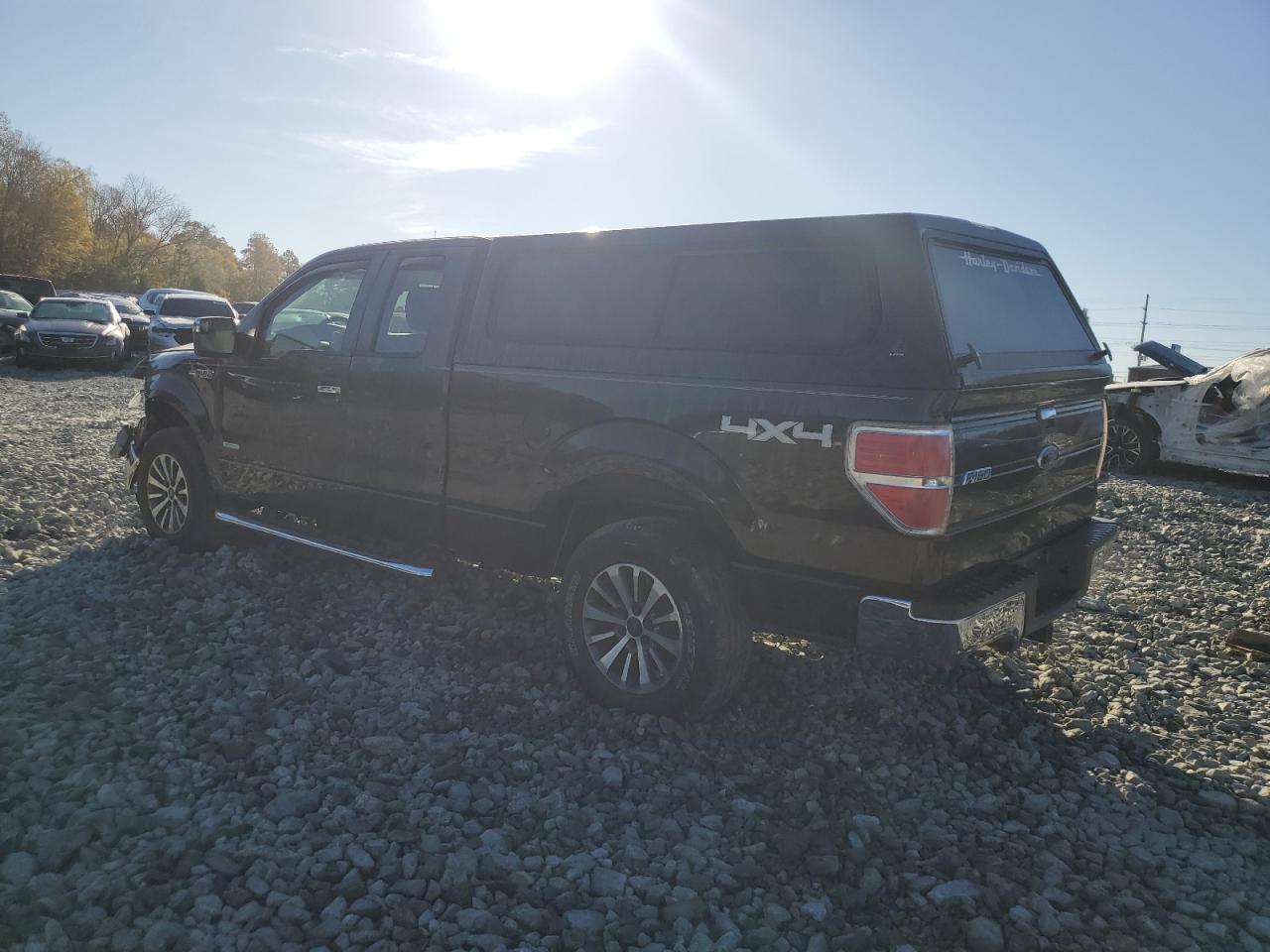 FORD F-150 SUPER CAB