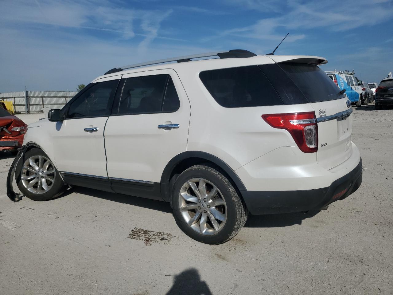 FORD EXPLORER XLT