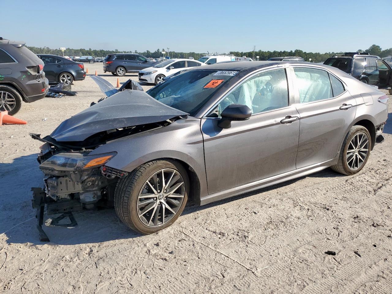 TOYOTA CAMRY SE NIGHT SHADE