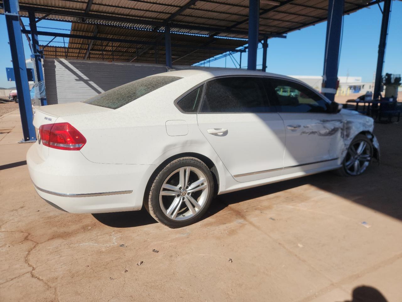 VOLKSWAGEN PASSAT SEL
