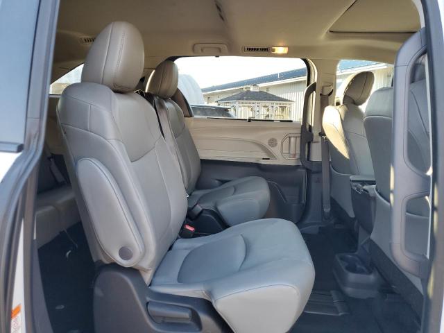 2023 TOYOTA SIENNA XLE - 5TDYRKEC5PS168036