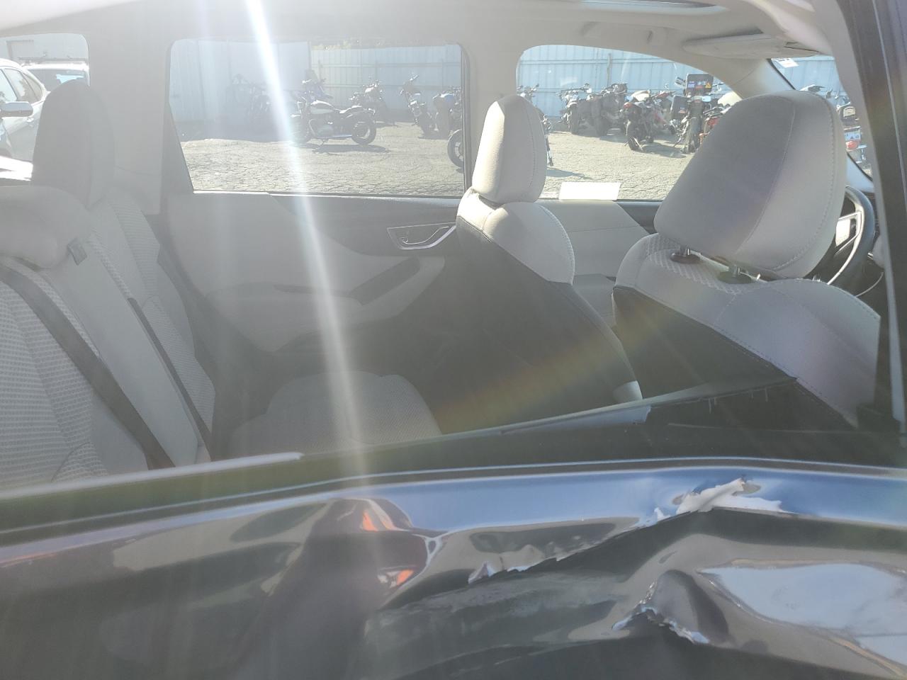 SUBARU FORESTER PREMIUM