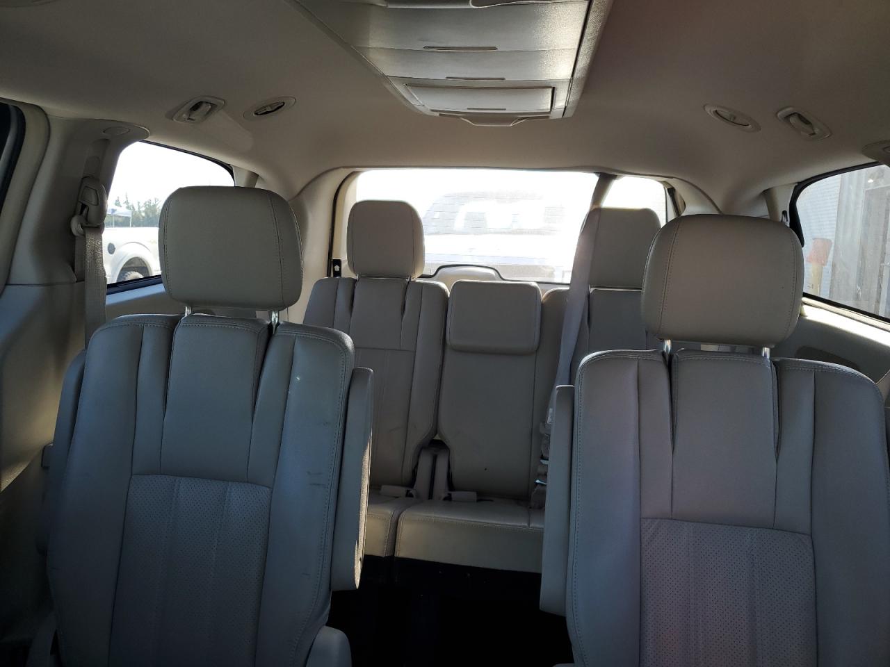 CHRYSLER TOWN & COUNTRY TOURING