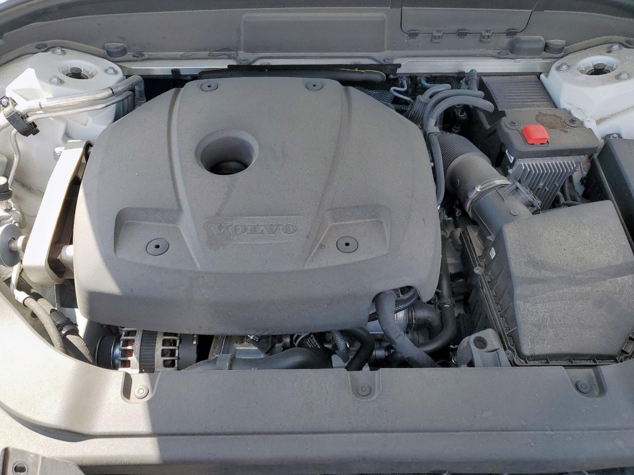 VOLVO XC60 T5 INSCRIPTION