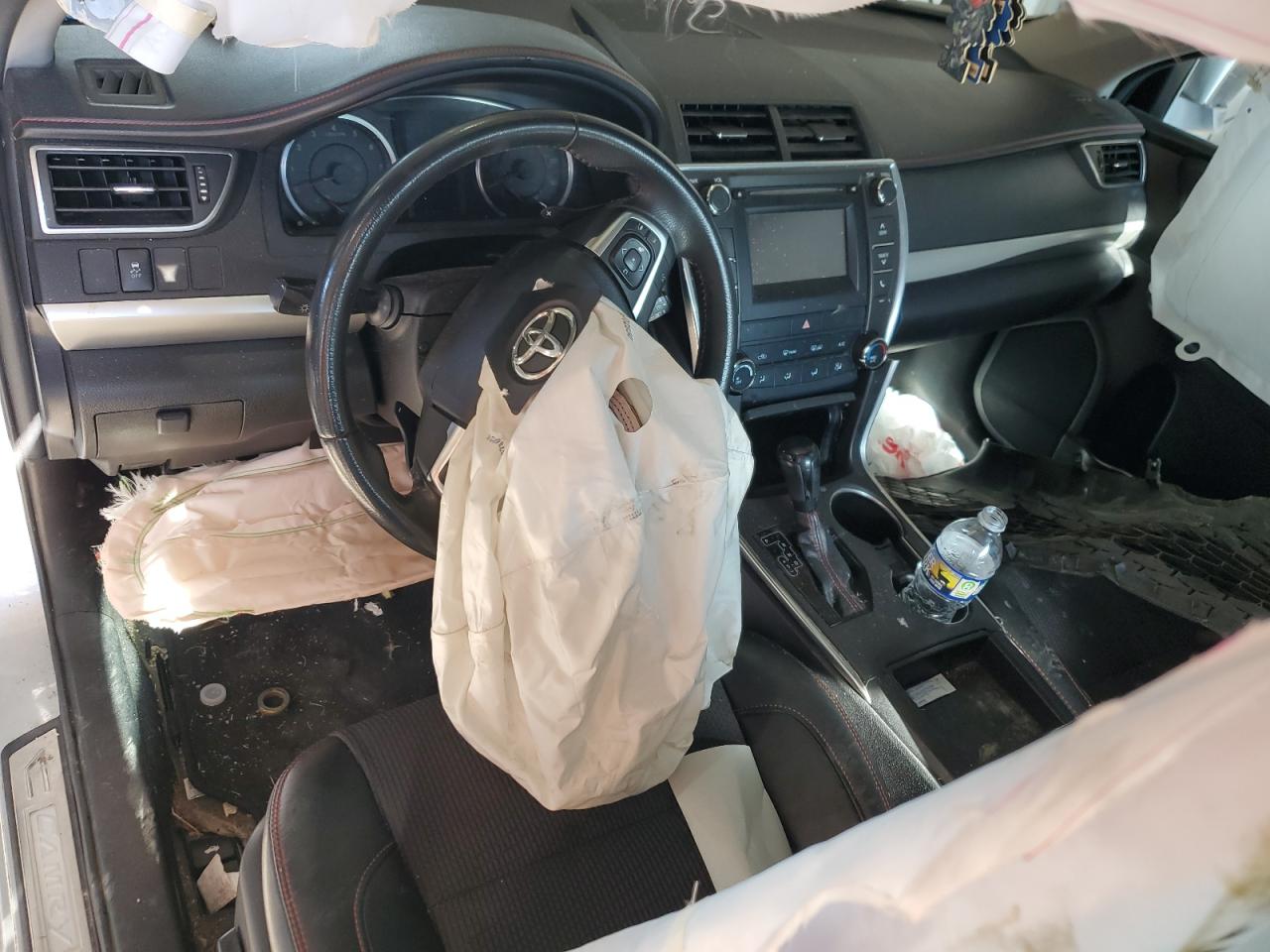 Lot #3302710018 2017 TOYOTA CAMRY LE