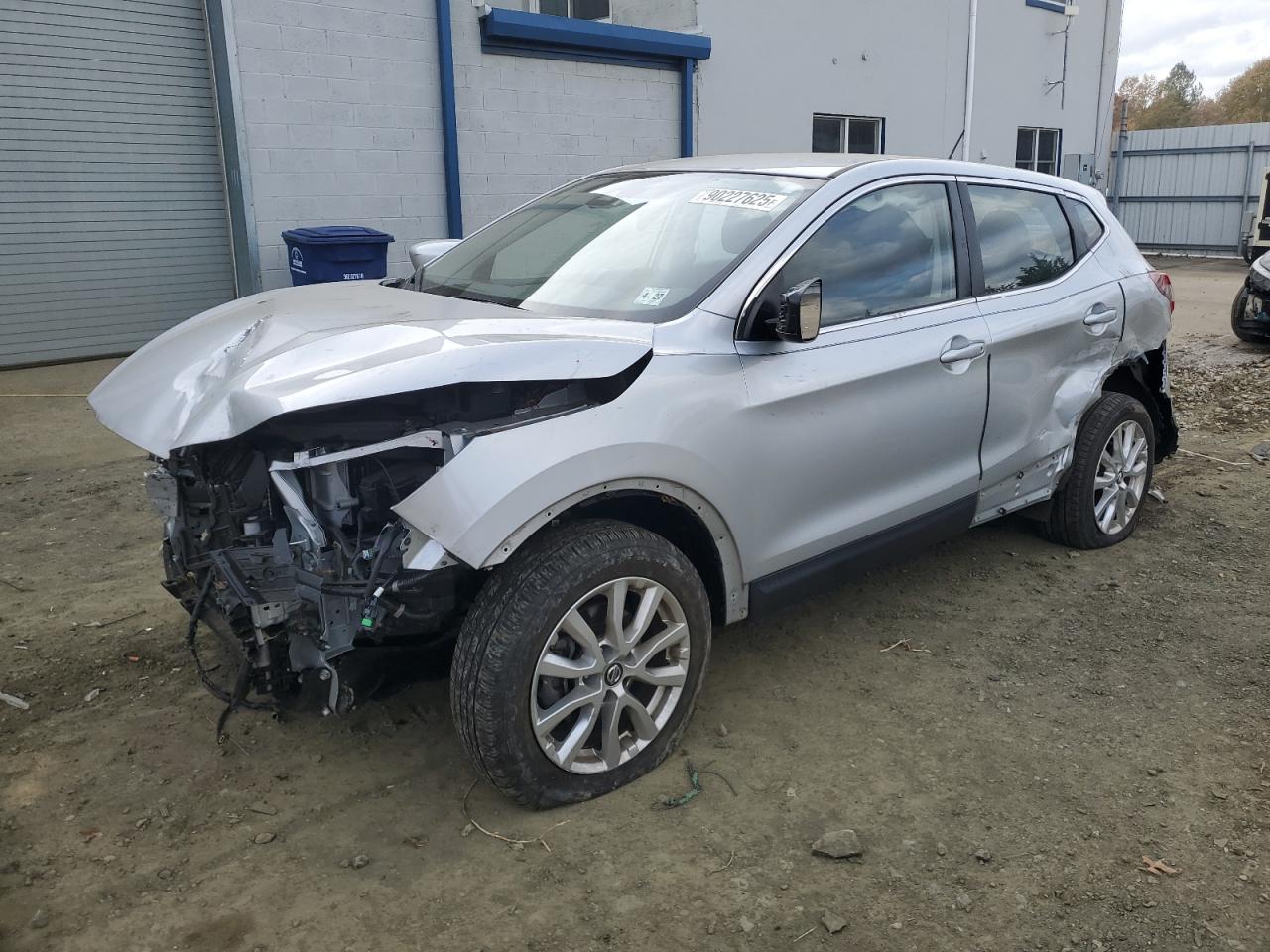 NISSAN ROGUE SPORT S