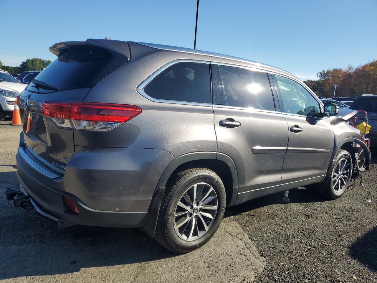 TOYOTA HIGHLANDER SE