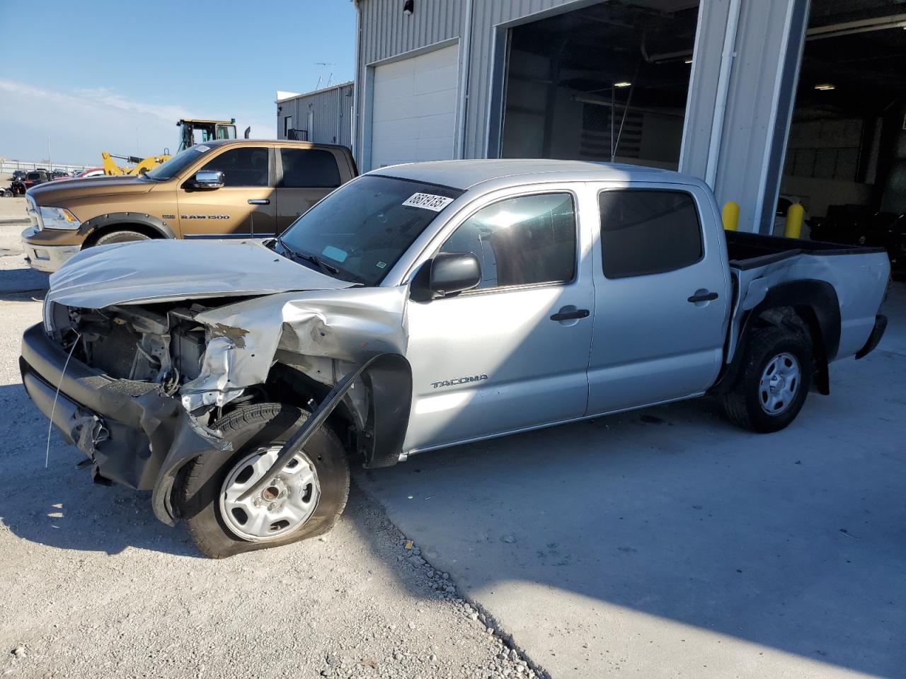 Lot #3302713040 2011 TOYOTA TACOMA DOU
