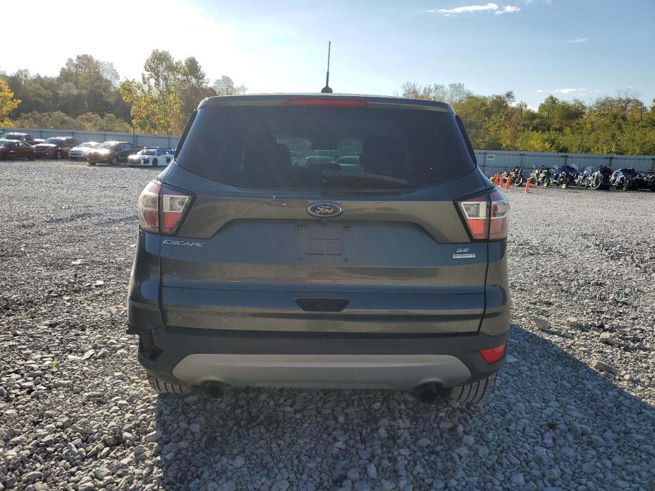 FORD ESCAPE SE