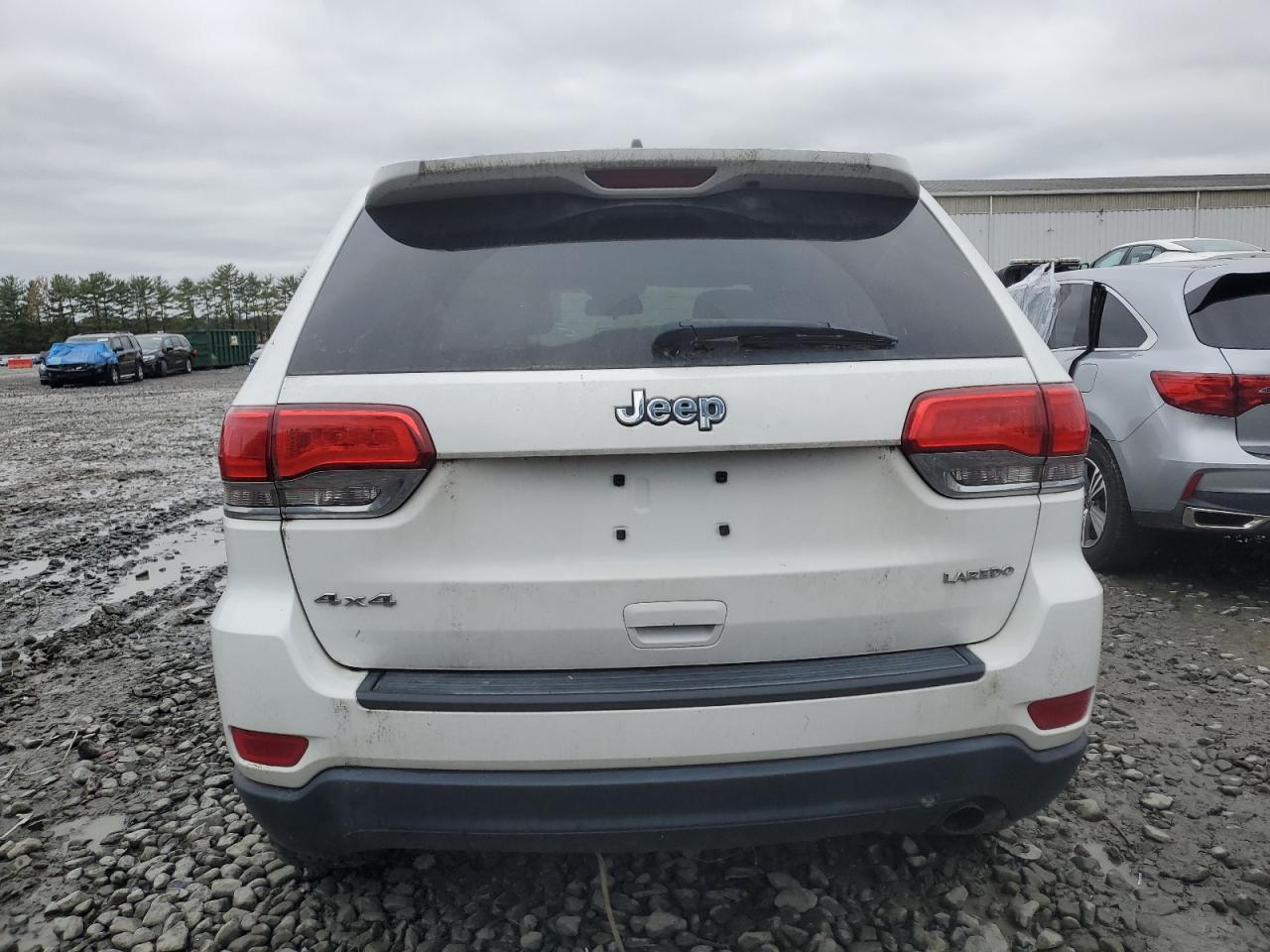 JEEP GRAND CHEROKEE LAREDO