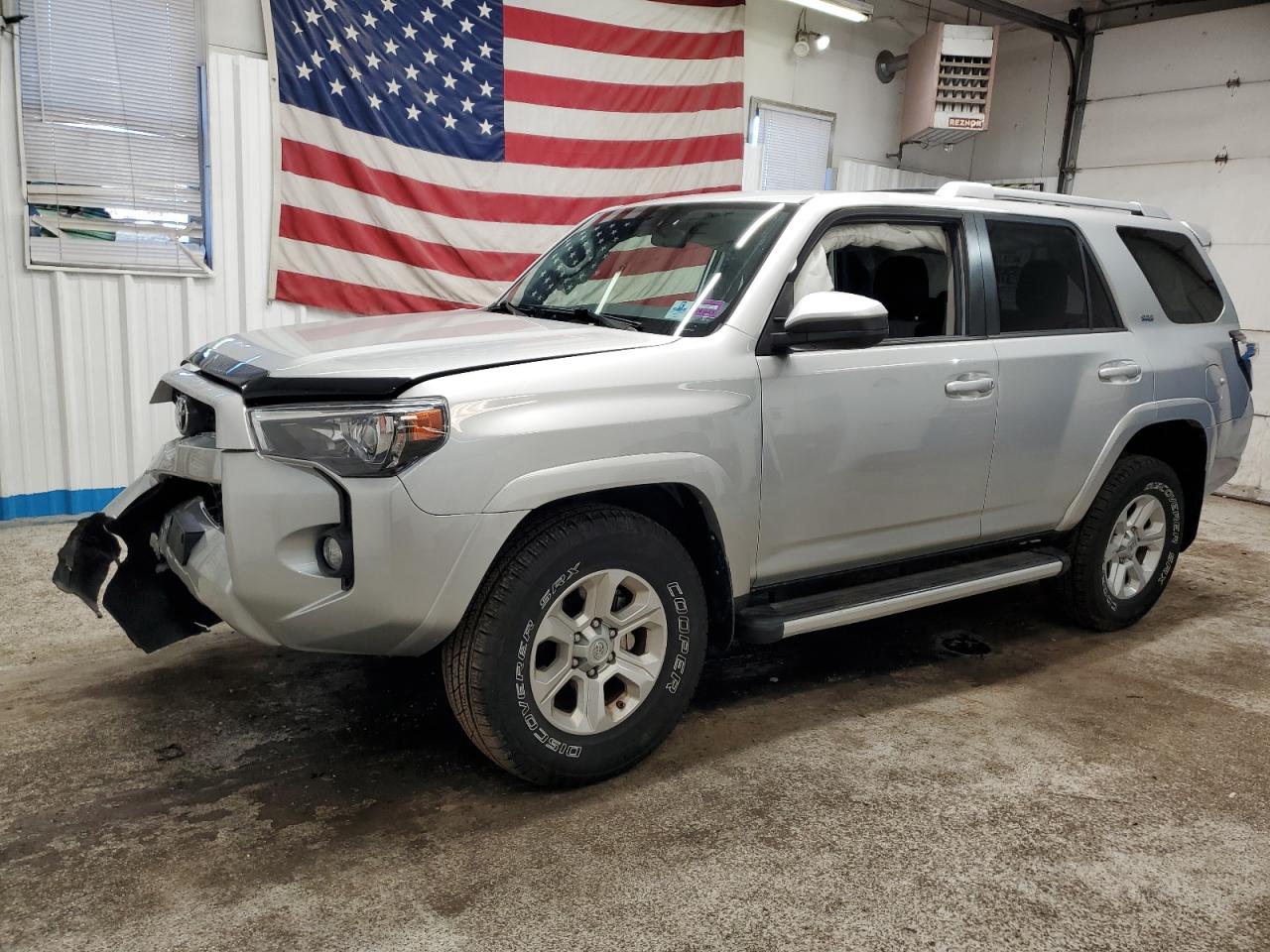 TOYOTA 4RUNNER SR5/SR5 PREMIUM
