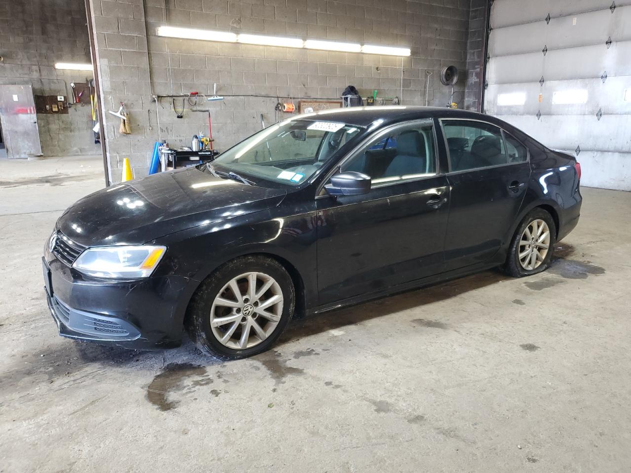 VOLKSWAGEN JETTA BASE