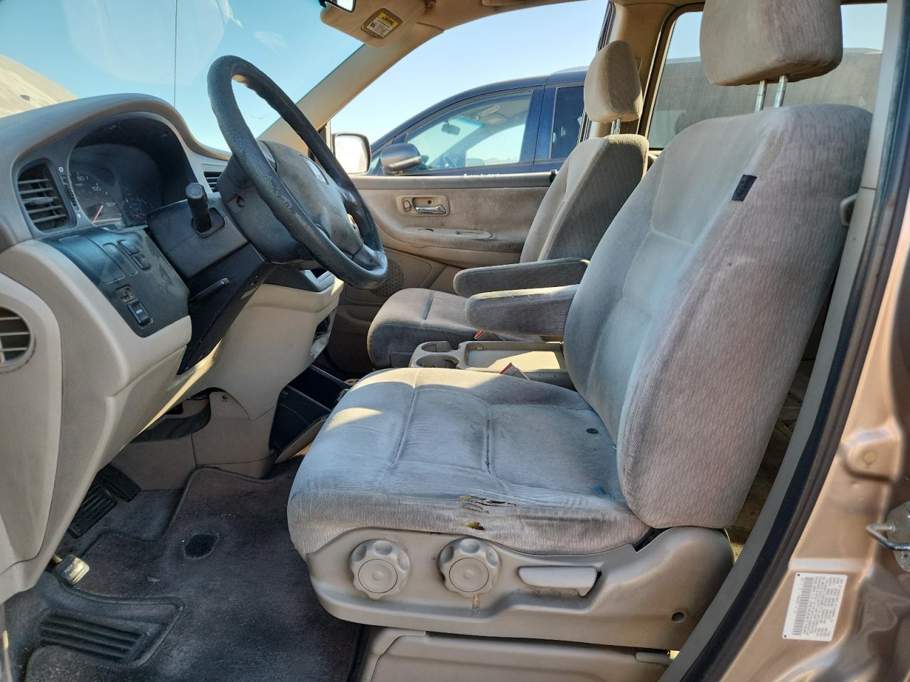 Lot #3277096413 2004 HONDA ODYSSEY LX