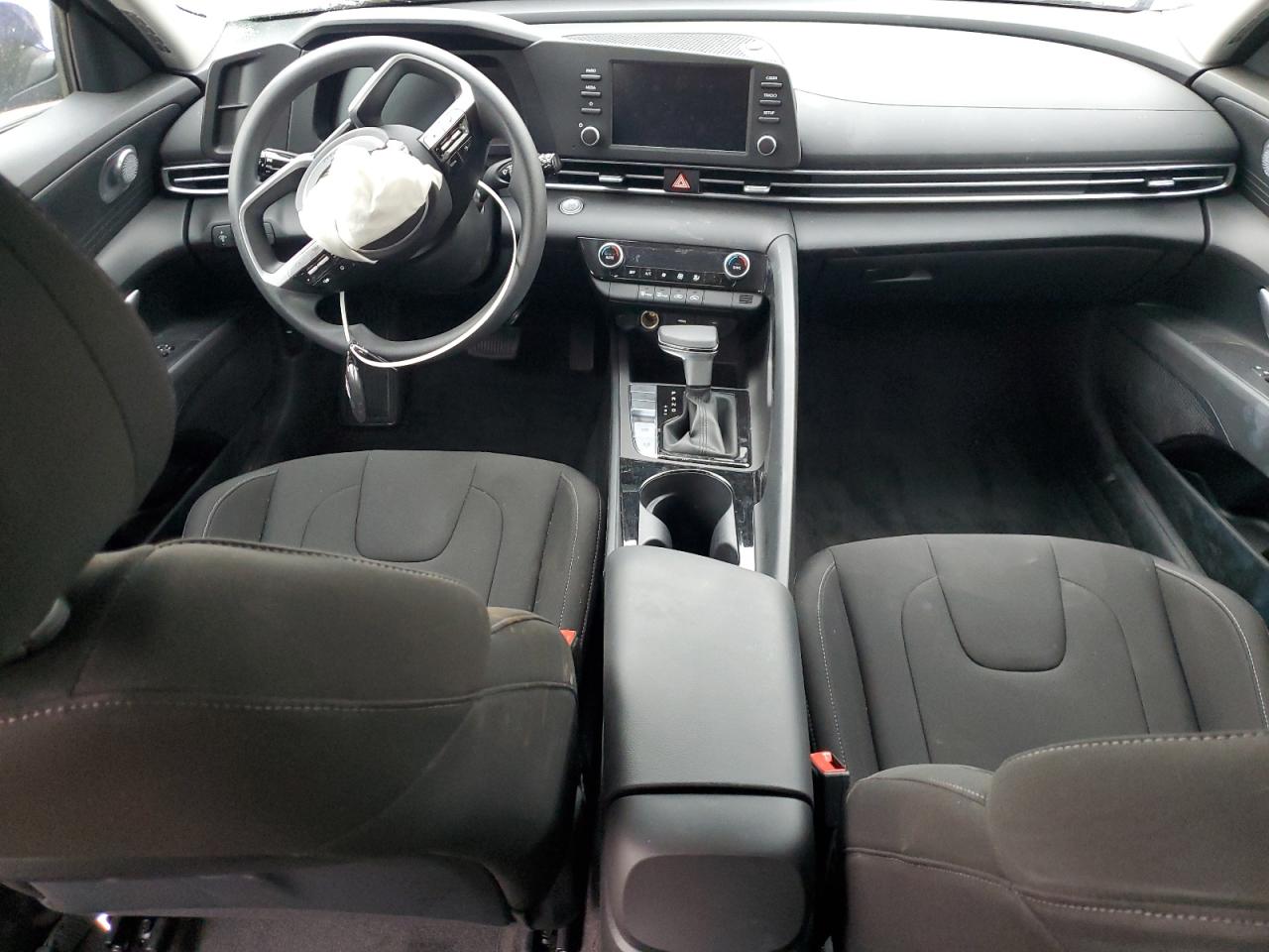 HYUNDAI ELANTRA BLUE