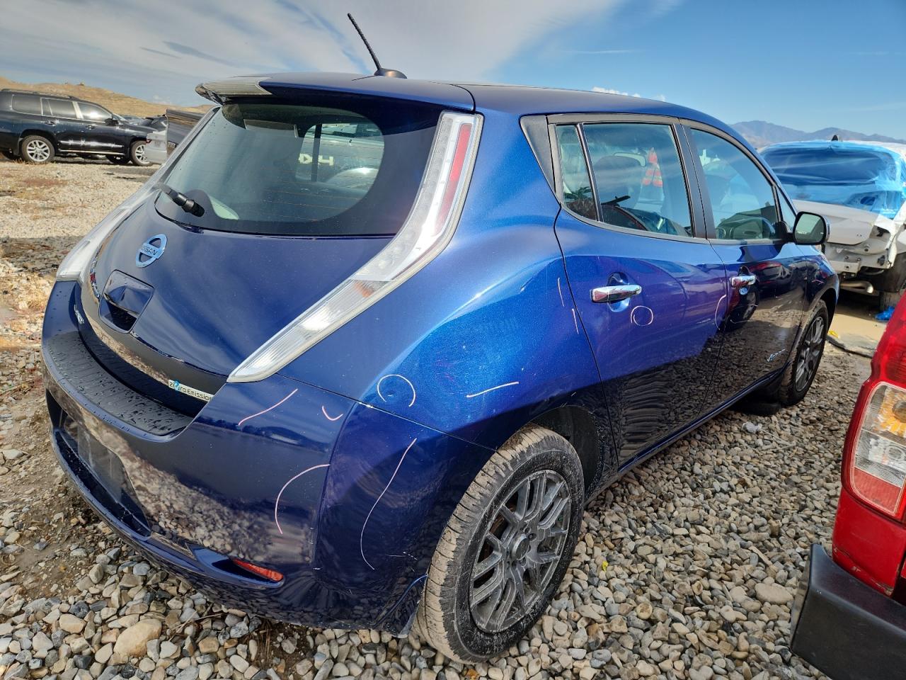 NISSAN LEAF S